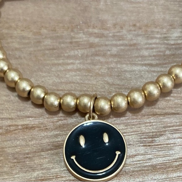 💥NEW ARRIVAL!💥 McKenzie Gold Beaded Black Smiley Face Charm Stretch Bracelet - Picture 2 of 3